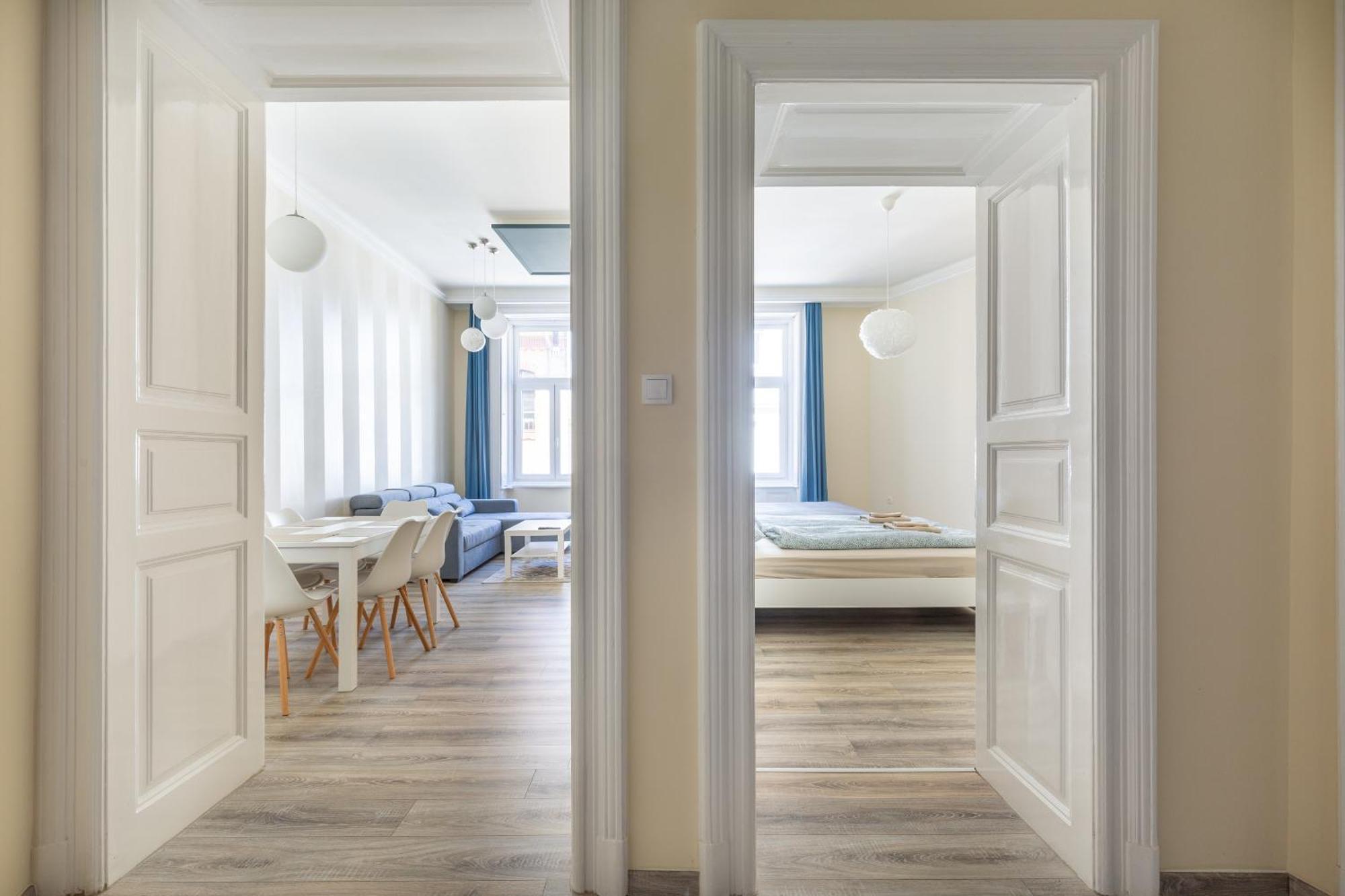 R62A Rottenbiller Apartment Budapest Eksteriør bilde